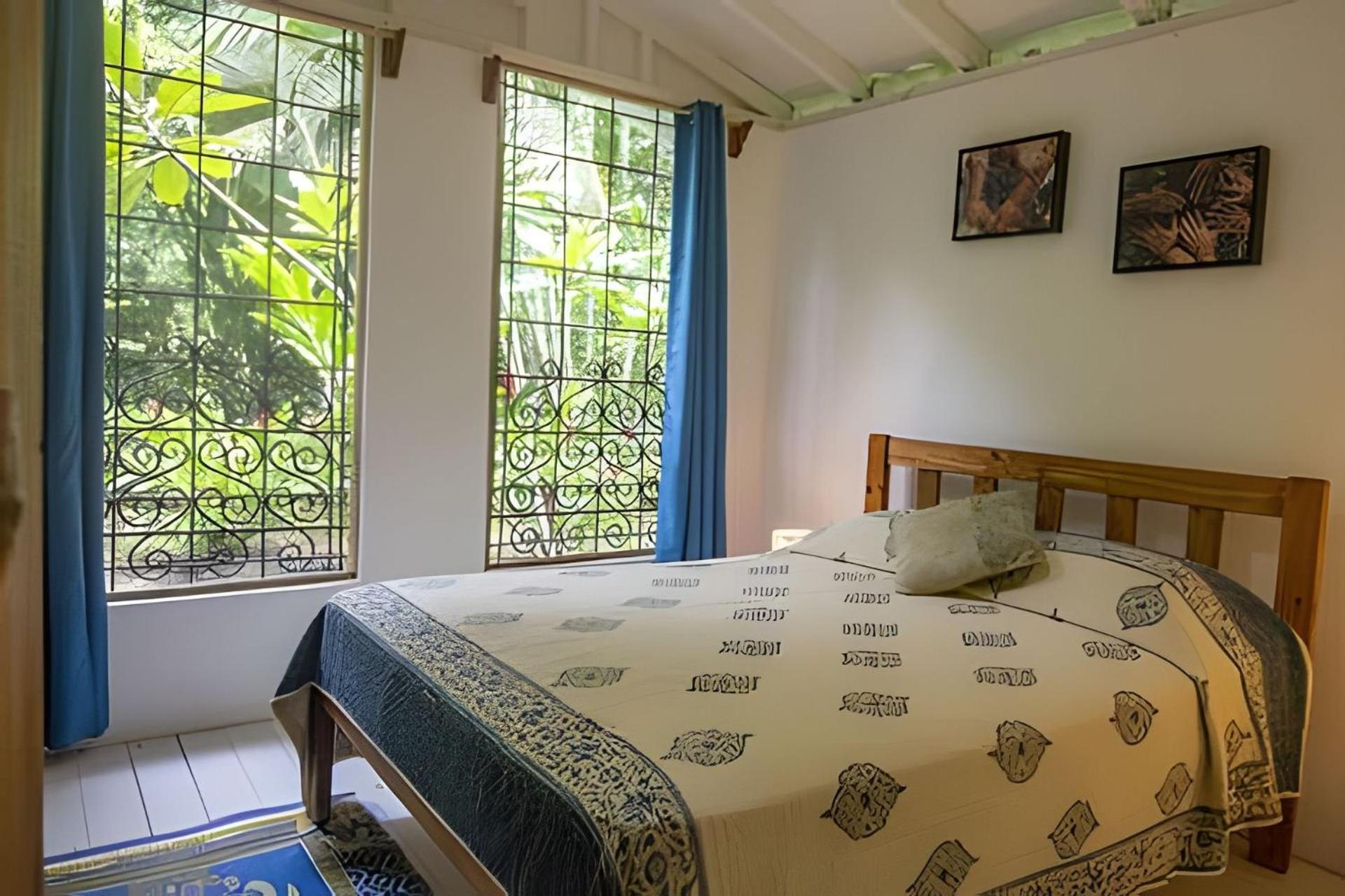 Vishraam House ~ A Pocos Pasos De La Playa Villa Cocles Eksteriør bilde